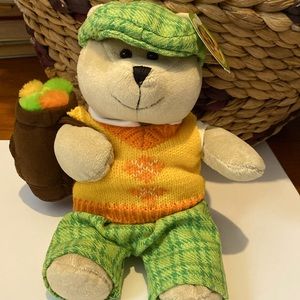 2006 Starbucks collectible, Bearista , 50th edition 9”golfer bear plush 50th Ed